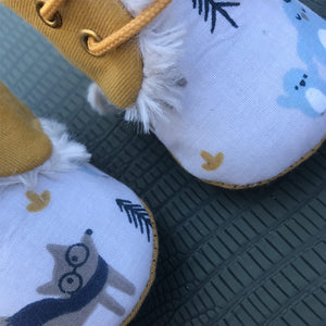 Booties with printed penguins