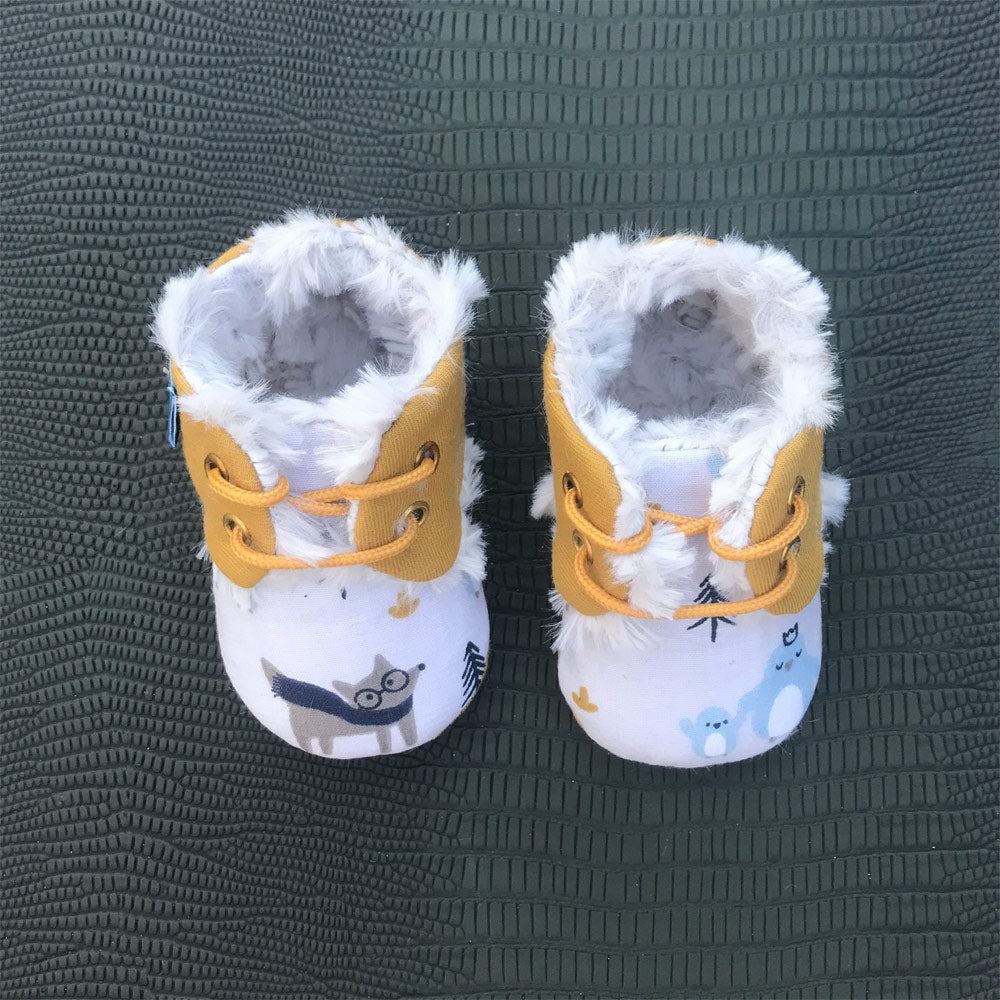 Booties with printed penguins